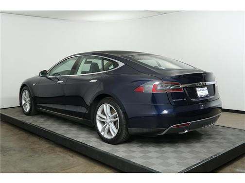 2013 Tesla Model S 