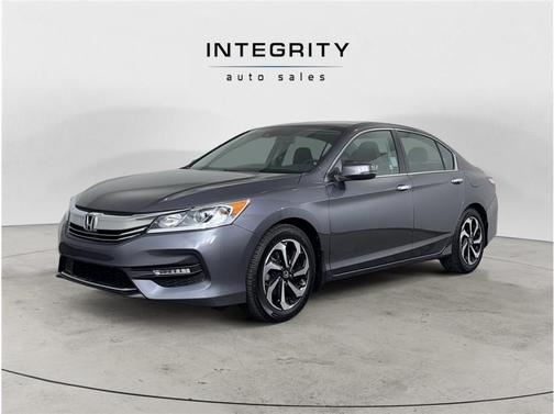 2017 Honda Accord EX-L w/Navigation & Honda Sensing