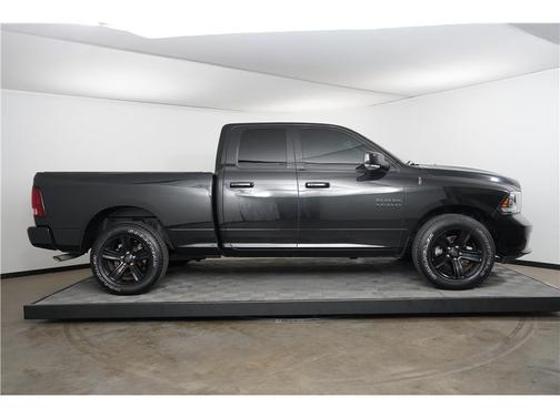 2017 RAM 1500 Night Quad Cab 4x2 6'4' Box