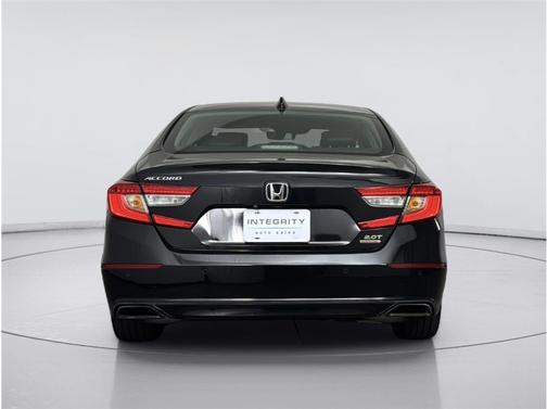 Crystal Black Pearl 2018 Honda Accord Touring 2.0T