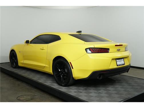 2017 Chevrolet Camaro 1LT