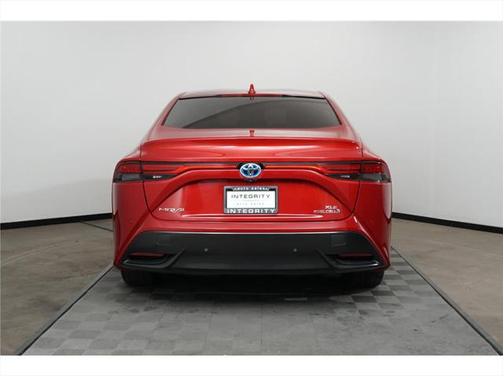 2021 Toyota Mirai Base
