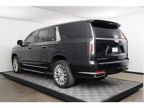 2021 Cadillac Escalade ESV Sport