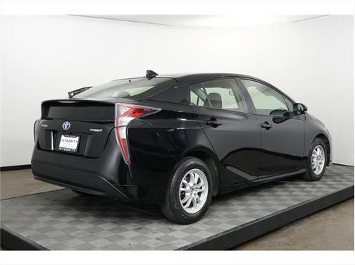 2016 Toyota Prius Two