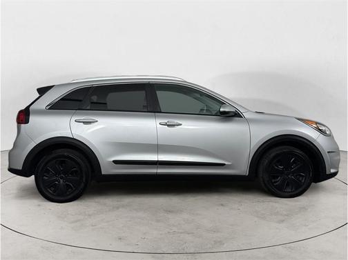 2018 Kia Niro LX