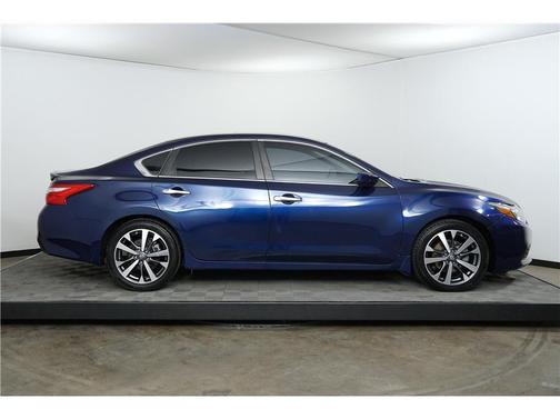 2016 Nissan Altima 3.5 SR