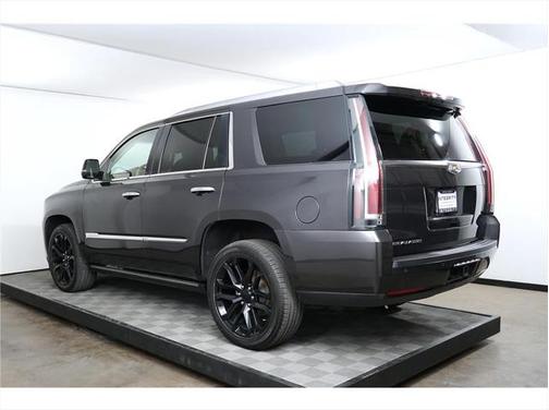 2016 Cadillac Escalade Platinum