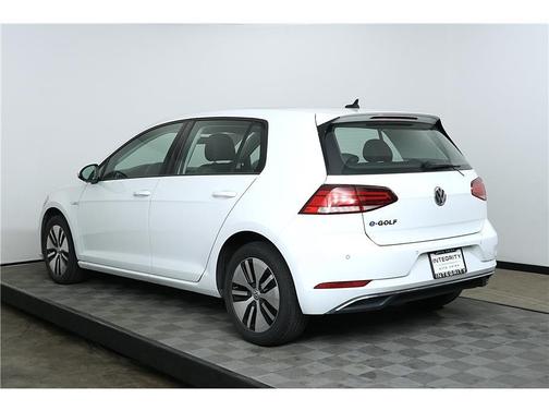 2017 Volkswagen e-Golf SEL Premium