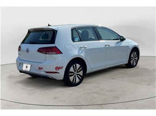 2017 Volkswagen e-Golf SEL Premium