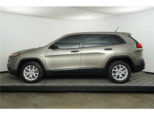 2016 Jeep Cherokee Sport