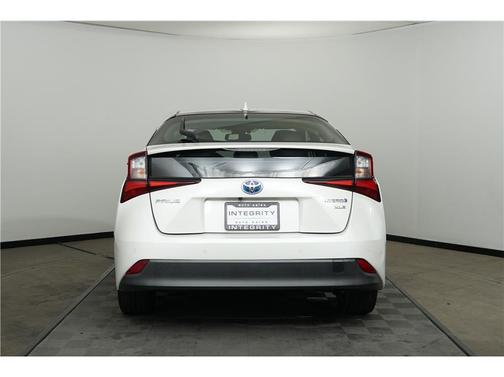 2019 Toyota Prius XLE