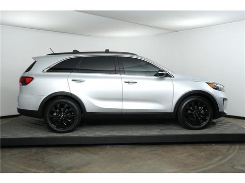 2020 Kia Sorento S