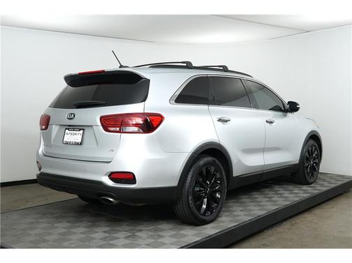 2020 Kia Sorento S