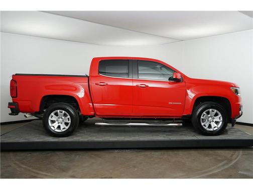 Red 2018 Chevrolet Colorado LT