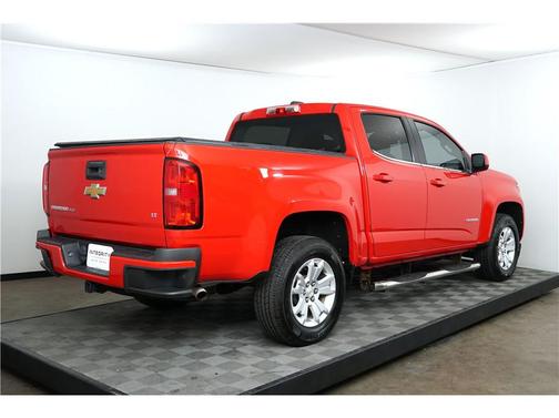 Red 2018 Chevrolet Colorado LT