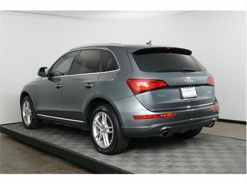 2015 Audi Q5 2.0T Premium Plus