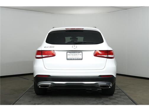 2018 Mercedes-Benz GLC 300 Base