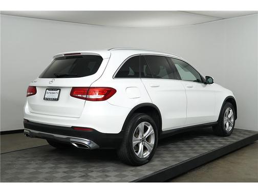 2018 Mercedes-Benz GLC 300 Base