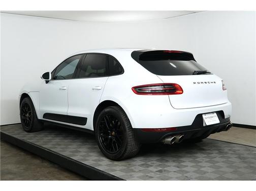 2017 Porsche Macan S