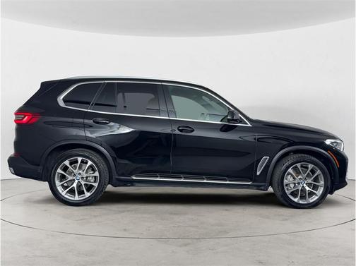 Jet Black 2019 BMW X5 xDrive40i