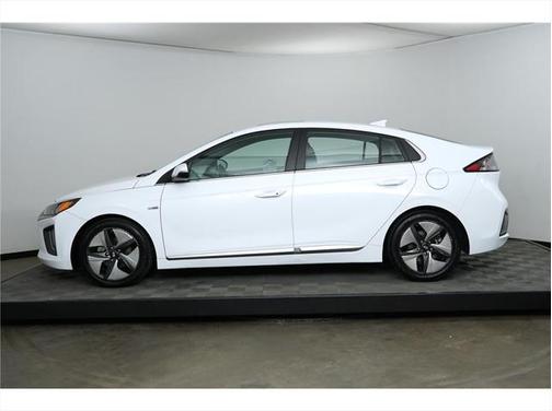 2020 Hyundai IONIQ Hybrid SEL