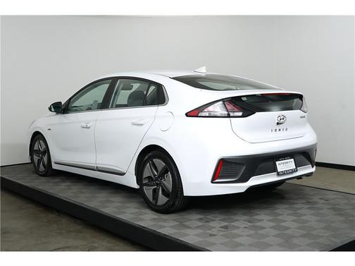 2020 Hyundai IONIQ Hybrid SEL