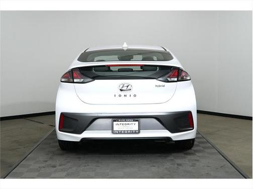 2020 Hyundai IONIQ Hybrid SEL