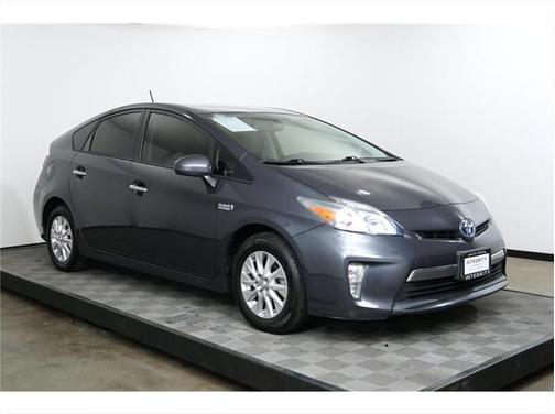 2014 Toyota Prius Plug-in Advanced