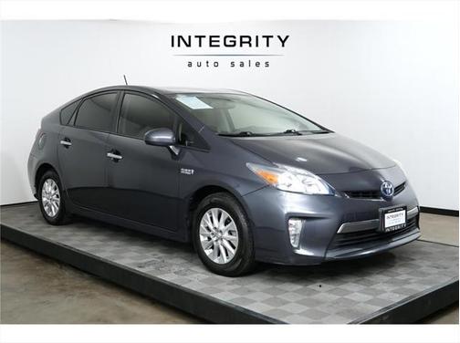 2014 Toyota Prius Plug-in Advanced
