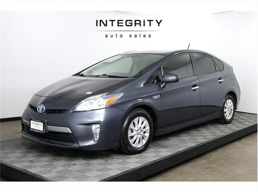 2014 Toyota Prius Plug-in Advanced