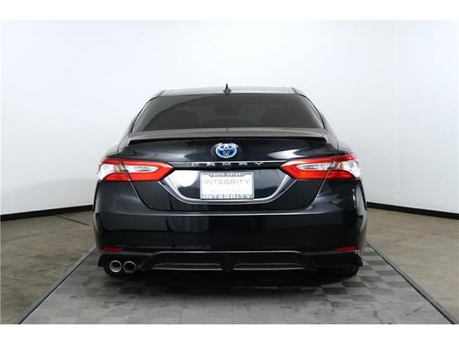 2019 Toyota Camry Hybrid SE