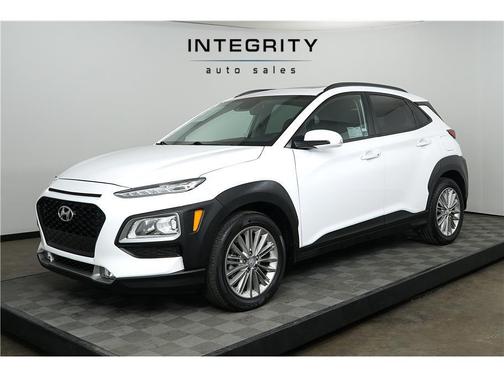 2021 Hyundai KONA SEL Plus