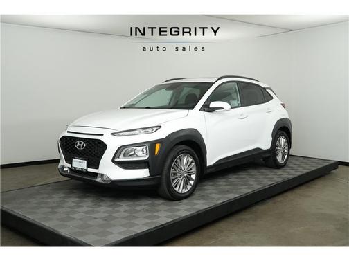 2021 Hyundai KONA SEL Plus
