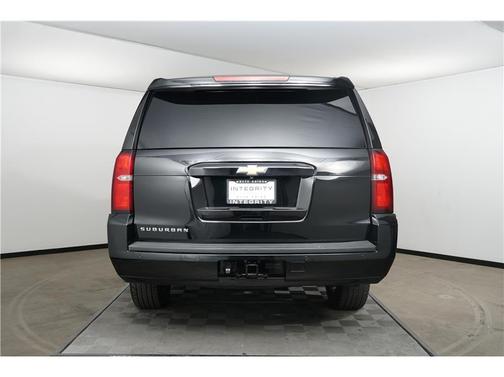 2016 Chevrolet Suburban LT