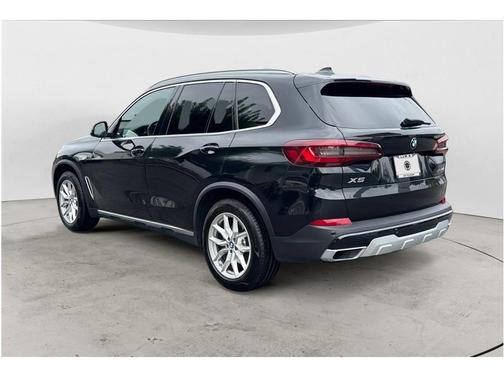 Black Sapphire Metallic 2022 BMW X5 xDrive40i