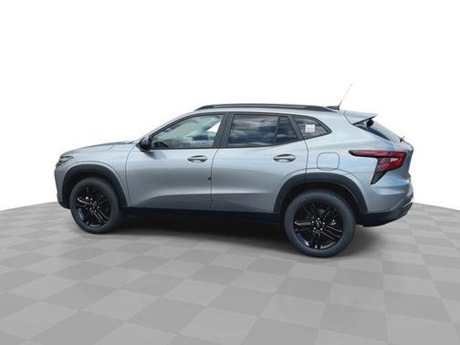 Sterling Gray Metallic 2026 Chevrolet Trax FWD ACTIV