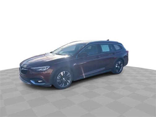 2019 Buick Regal TourX AWD Essence