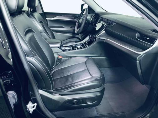 2023 Jeep Grand Cherokee Limited X