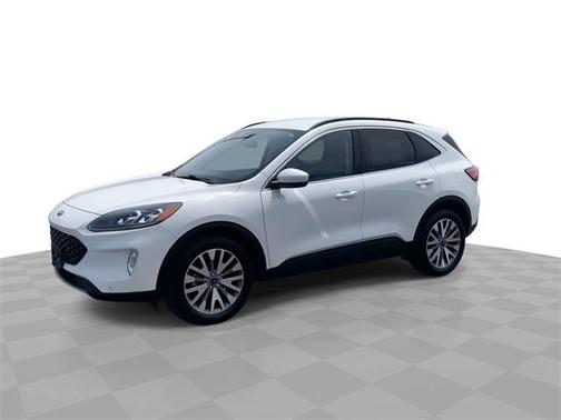 2022 Ford Escape Titanium