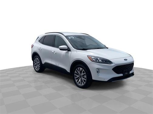 2022 Ford Escape Titanium