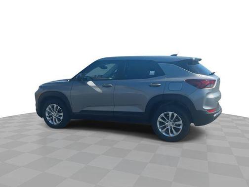 Sterling Gray Metallic 2026 Chevrolet Trailblazer LS