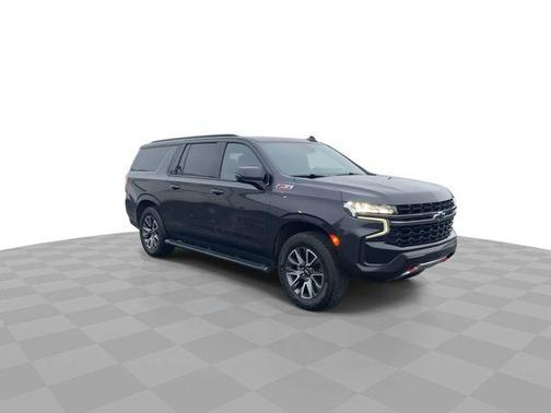 2022 Chevrolet Suburban 4WD Z71