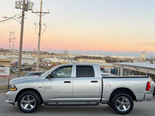 2017 RAM 1500 Express