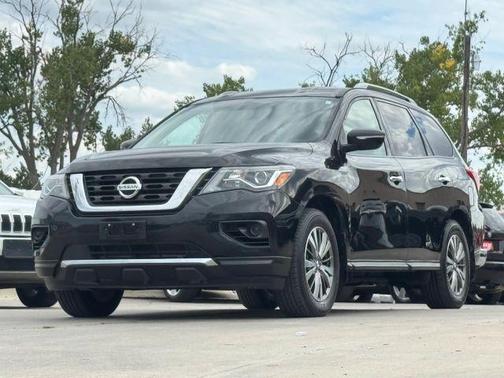 2018 Nissan Pathfinder S