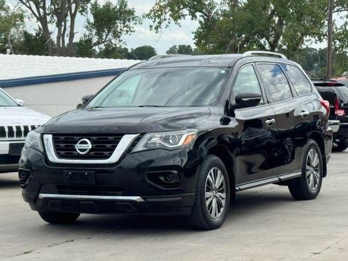 2018 Nissan Pathfinder S