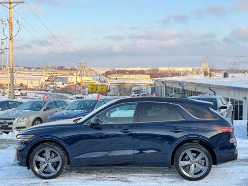 2023 Genesis GV70 2.5T