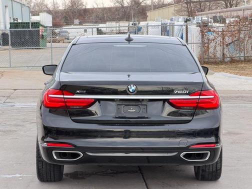 2018 BMW 750 i xDrive