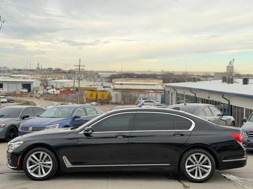 2018 BMW 750 i xDrive