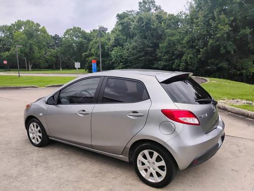 Liquid Silver 2011 Mazda Mazda2 Touring