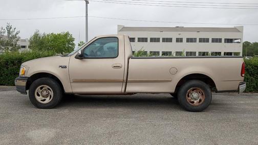 1997 Ford F-150 XLT